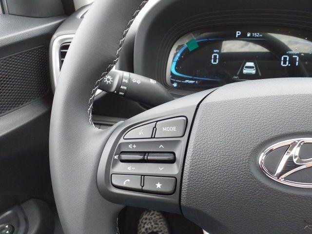 New 2026 Onyx Black Hyundai SEL image 21