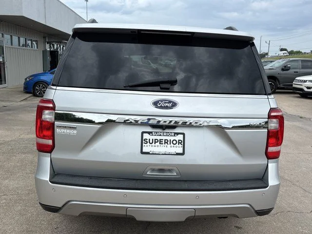 Used 2018 Silver Ford XLT image 4