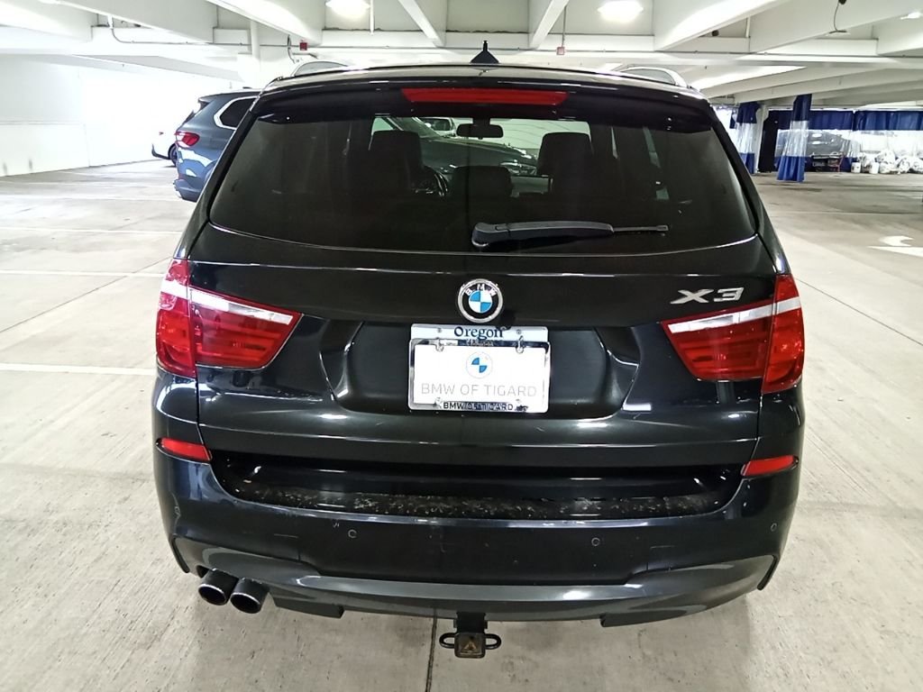 Used 2016 Black Sapphire Metallic BMW xDrive35i image 6