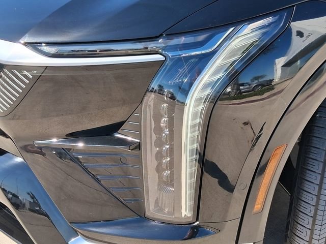 2026 Cadillac OPTIQ Luxury - Photo 7