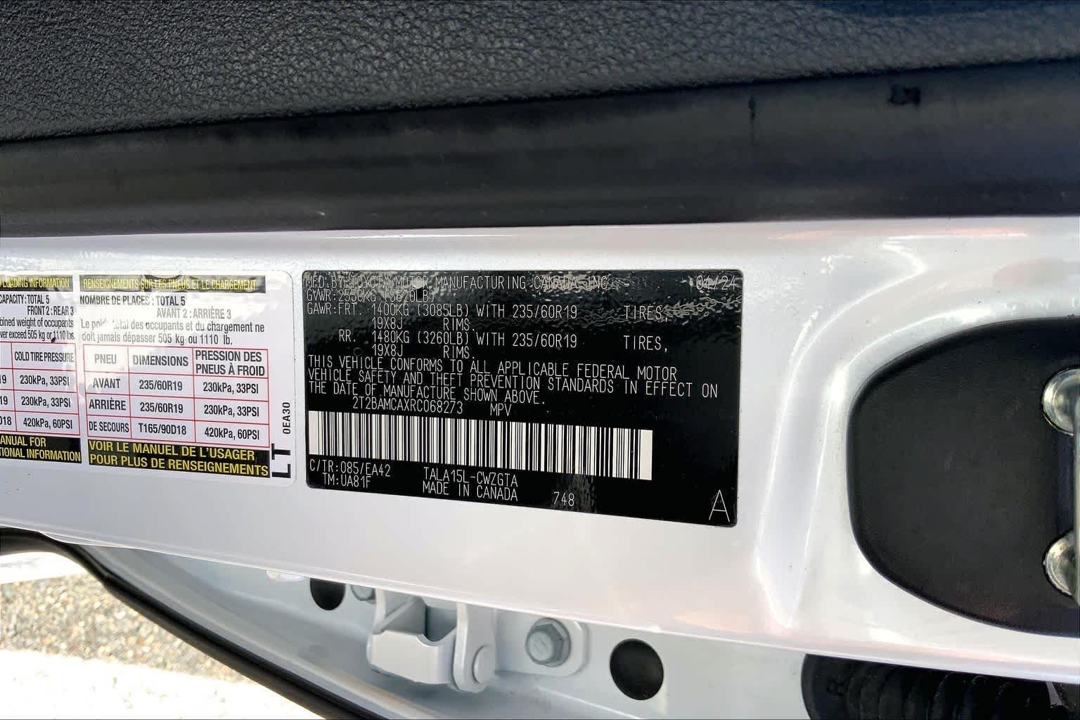 Used 2024 Eminent White Pearl Lexus Premium image 35