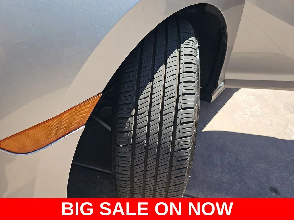 Used 2019 Blue Honda EX image 35