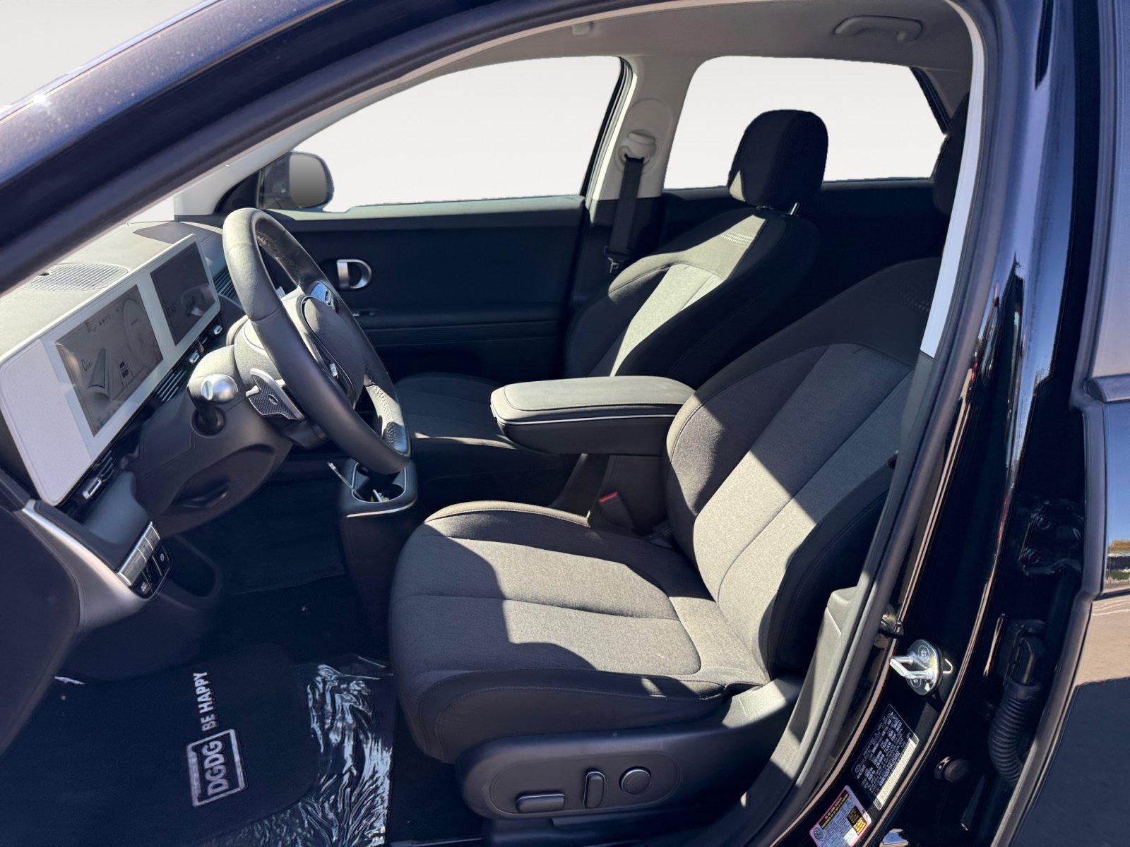 Certified Used 2024 Abyss Black Hyundai SEL image 10
