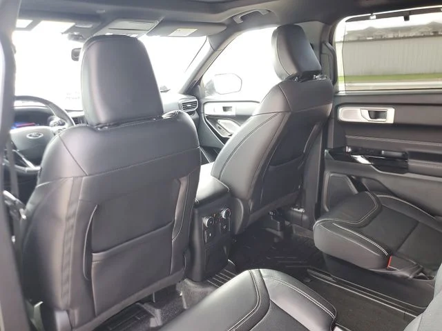 Used 2023 Silver Metallic Ford ST image 12