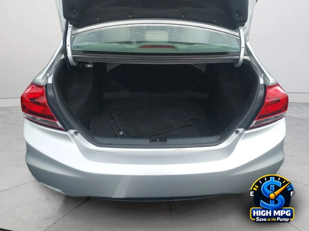 Used 2013 Silver Honda LX image 31