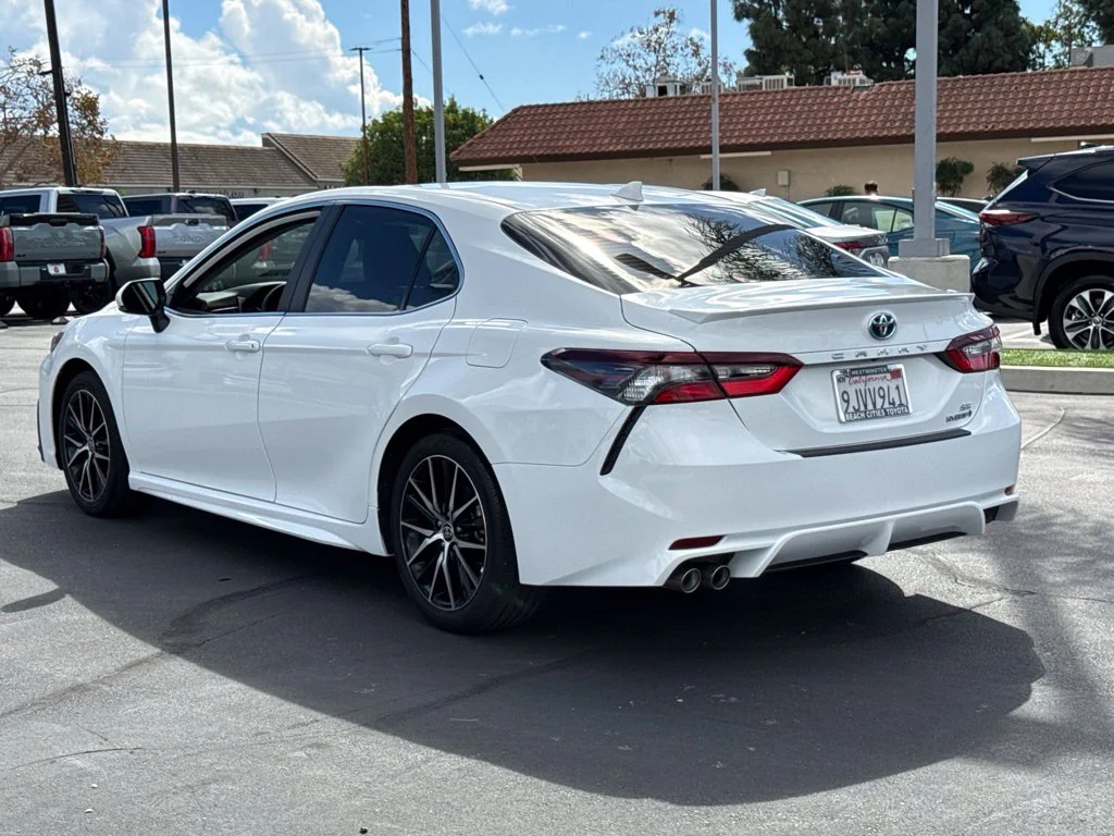 Certified Used 2024  Toyota SE image 8