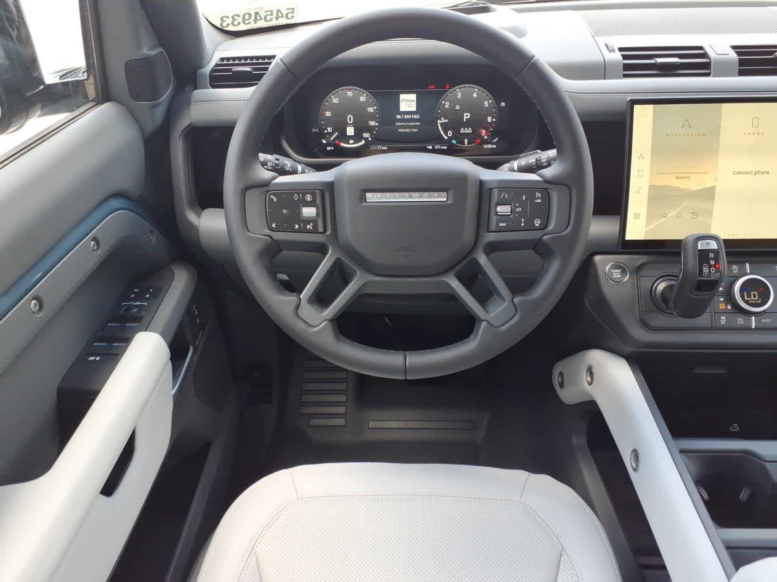 New 2026 Tasman Blue Land Rover X-Dynamic SE image 19