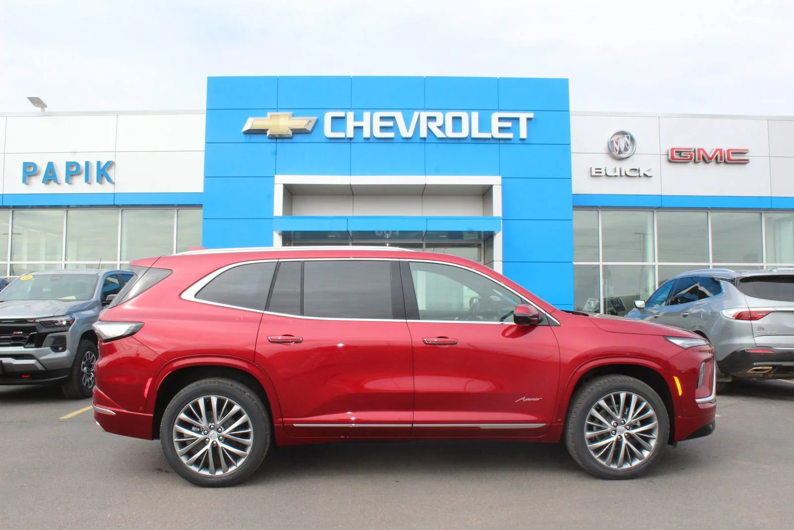 2026 Buick Enclave Avenir AWD's photo