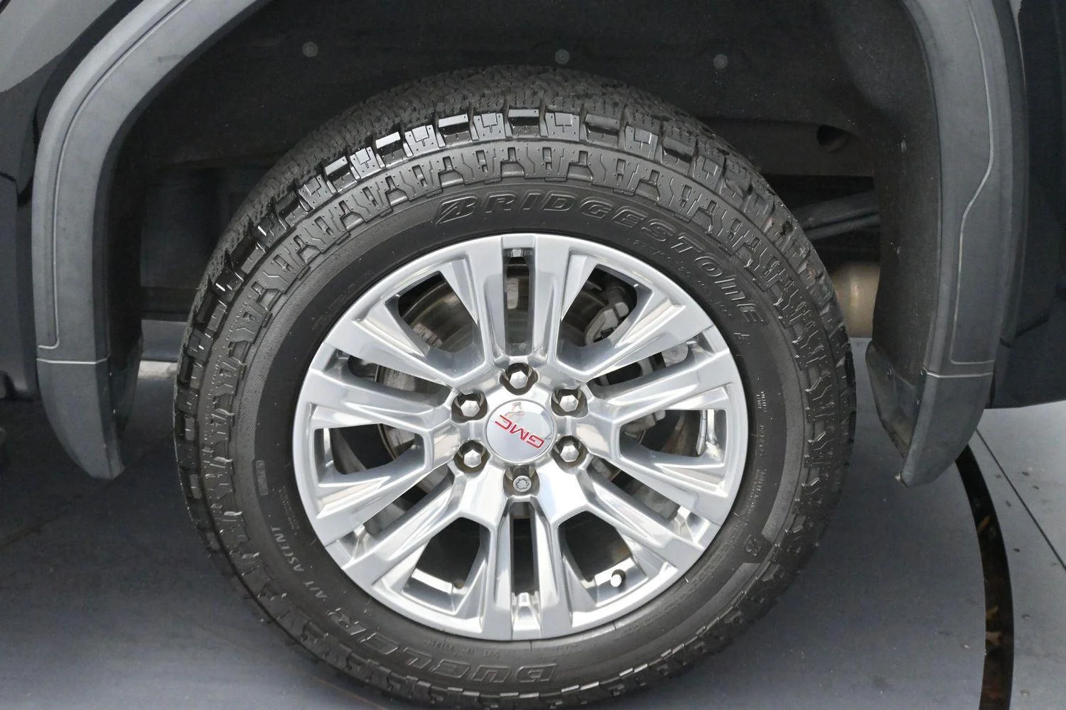 Used 2021 Onyx Black GMC Denali image 37