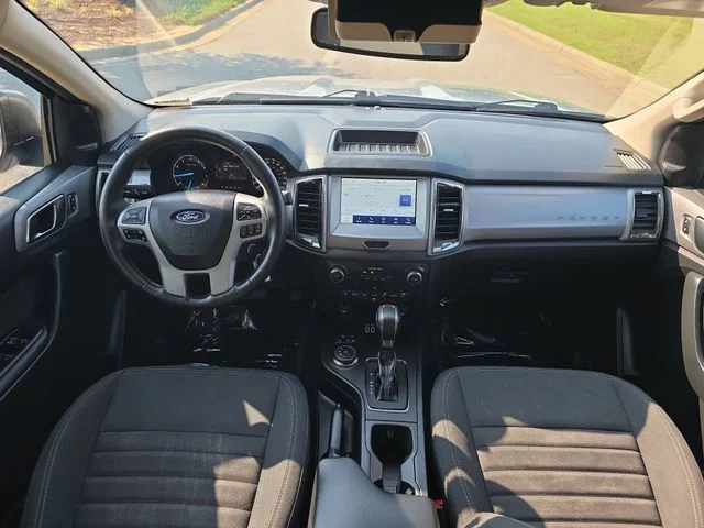 Used 2023 Silver Ford XLT image 10
