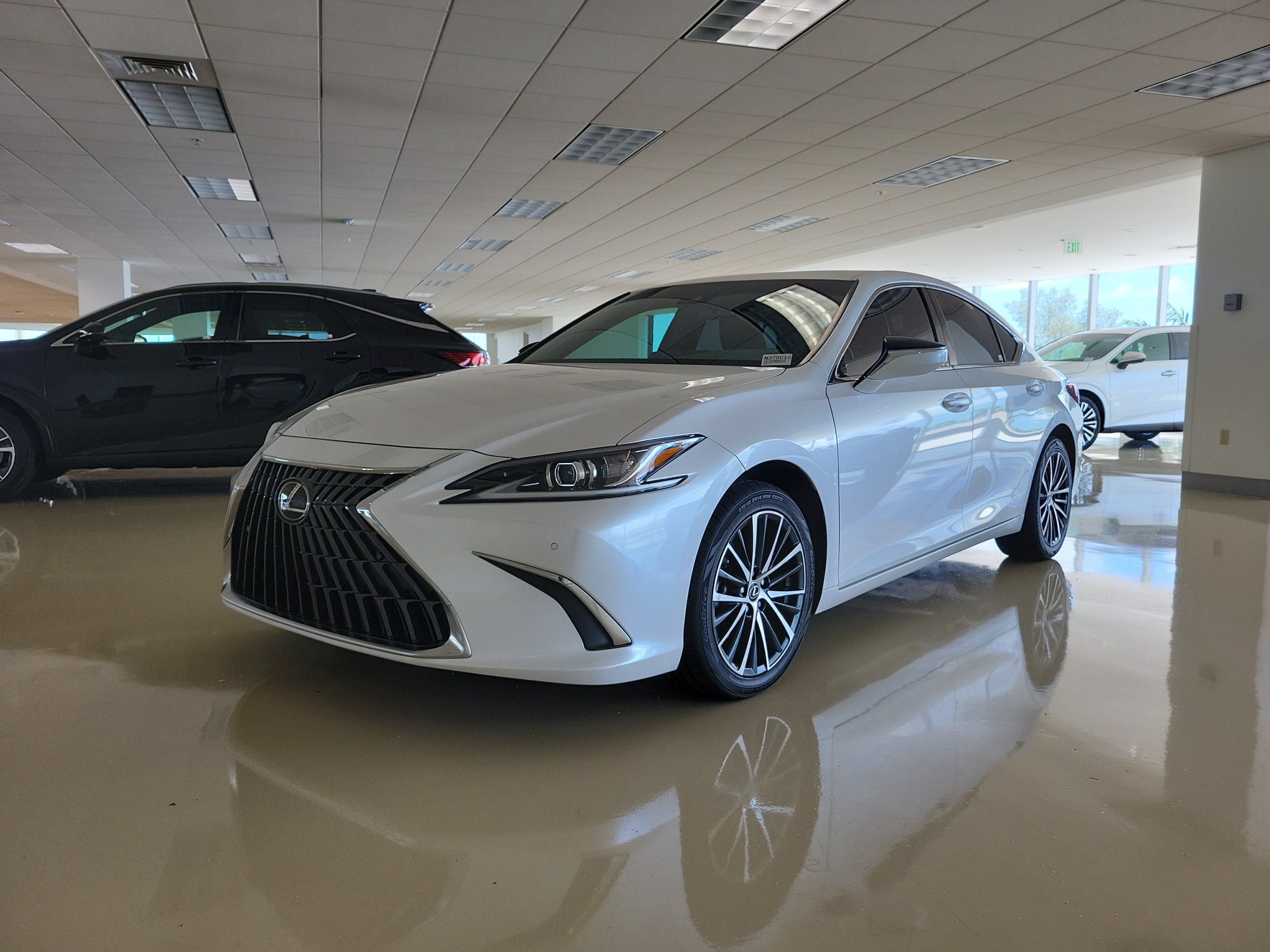 Certified Used 2024 Eminent White Pearl Lexus ES 250 image 6