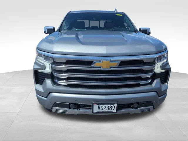 Used 2025 Sterling Gray Metallic Chevrolet High Country image 10