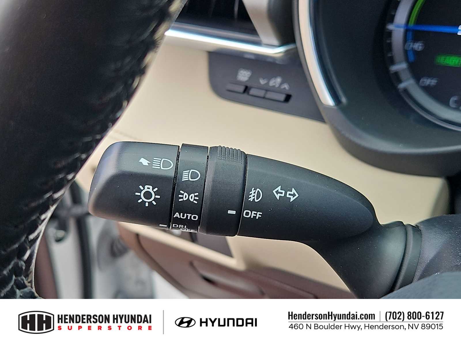 Used 2021 Blizzard Pearl Toyota Hybrid Limited image 27
