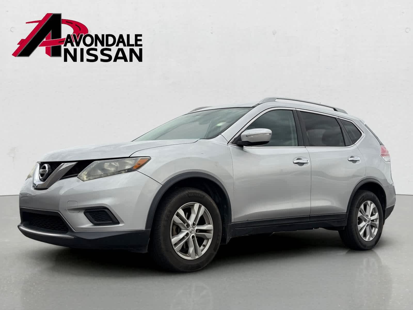 Imagen 2 de un Nissan SV de 2014 de color «Brilliant Silver» de segunda mano