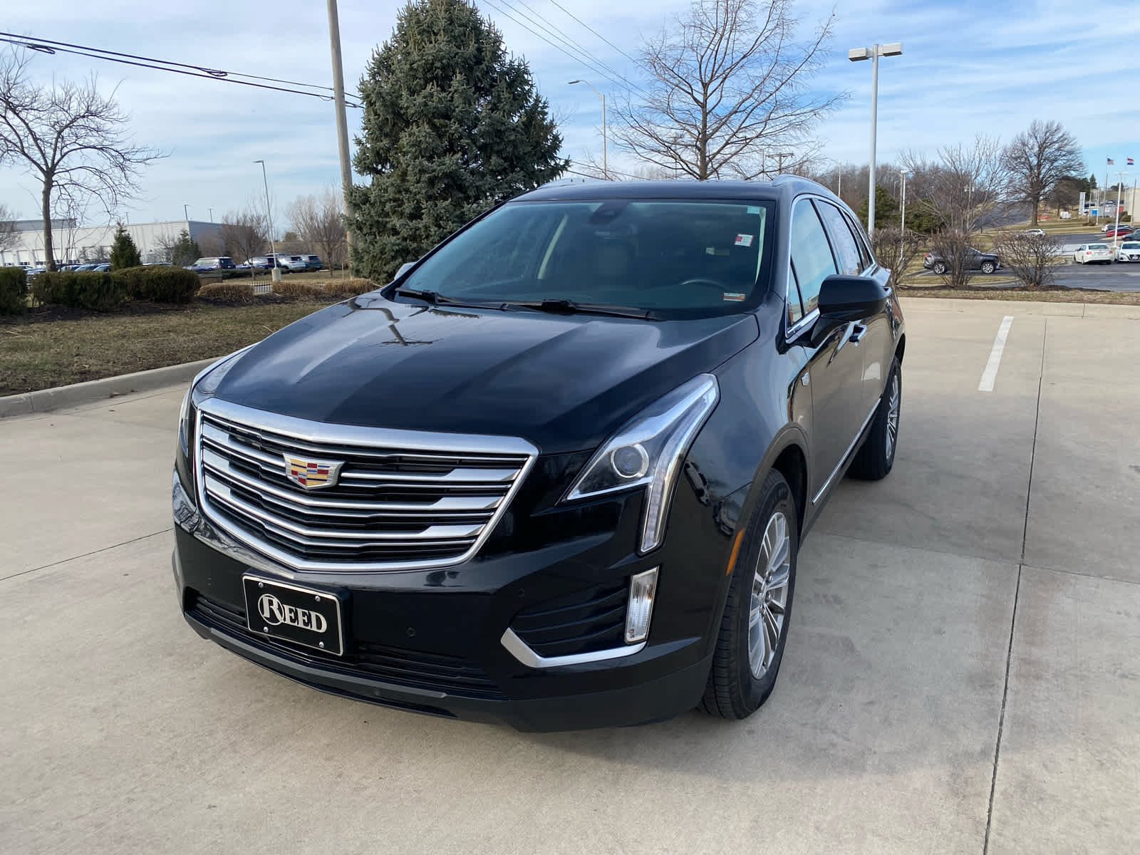 Used 2018 Cadillac XT5 Luxury with VIN 1GYKNDRS5JZ163613 for sale in Kansas City