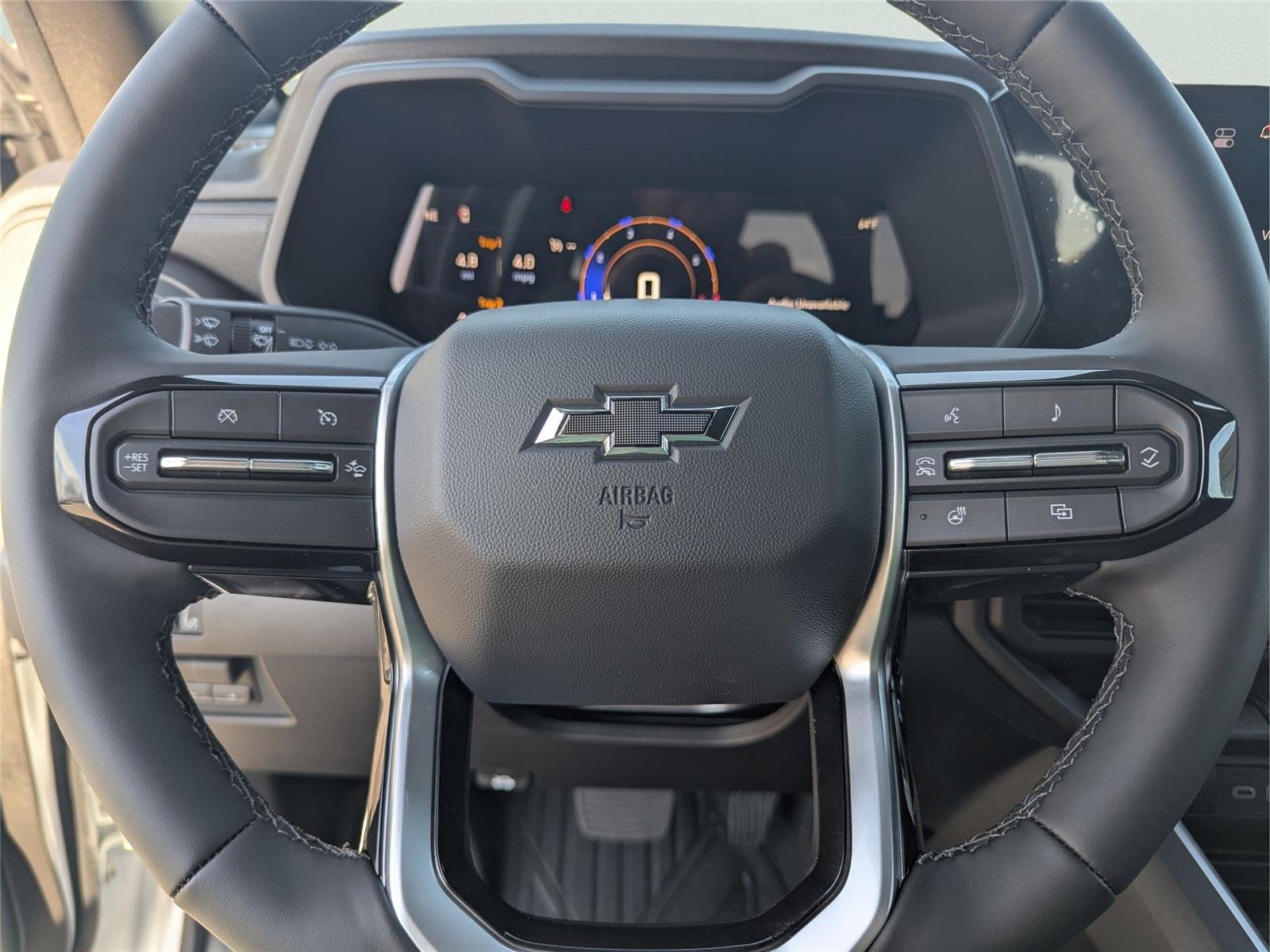 New 2026 Summit White Chevrolet Trail Boss image 26
