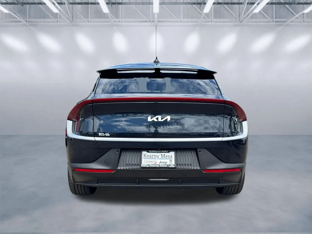 Used 2023 Blue Kia Light image 5