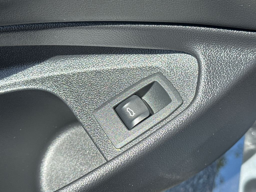 Used 2026 Skyscraper Grey Metallic BMW Competition image 21