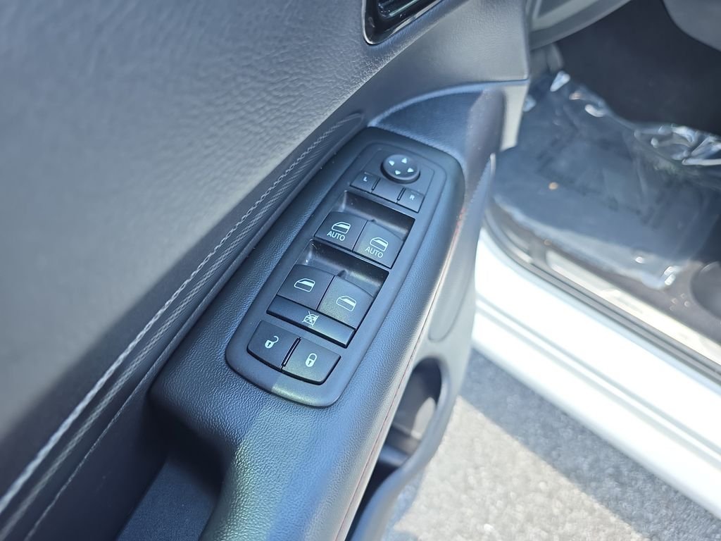 Used 2025 White Dodge R/T image 19