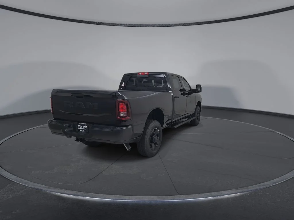 New 2026 Diamond Black Crystal Pearl-Coat Exterior Paint RAM Tradesman image 13