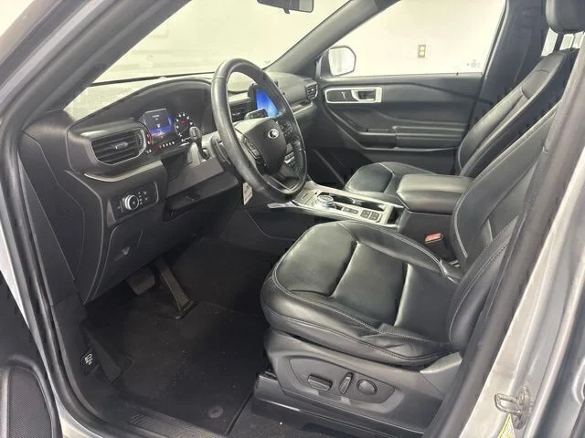 Photo 12