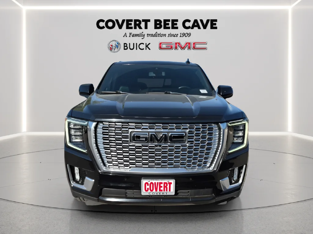 Used 2022 Black GMC Denali image 2