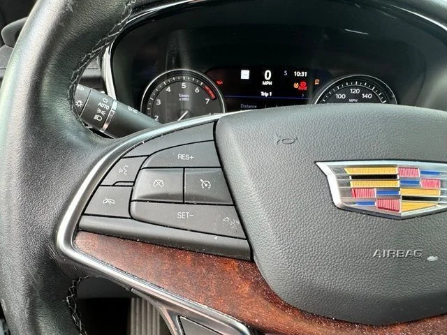 Used 2025 White Cadillac Premium Luxury image 33