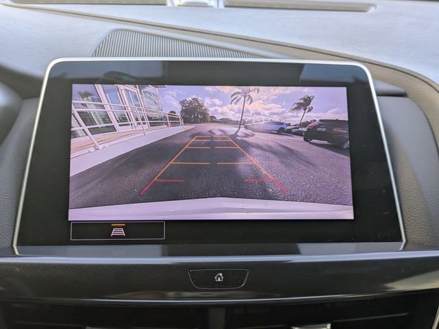 Used 2022 Crystal White Tricoat Cadillac Premium Luxury image 23