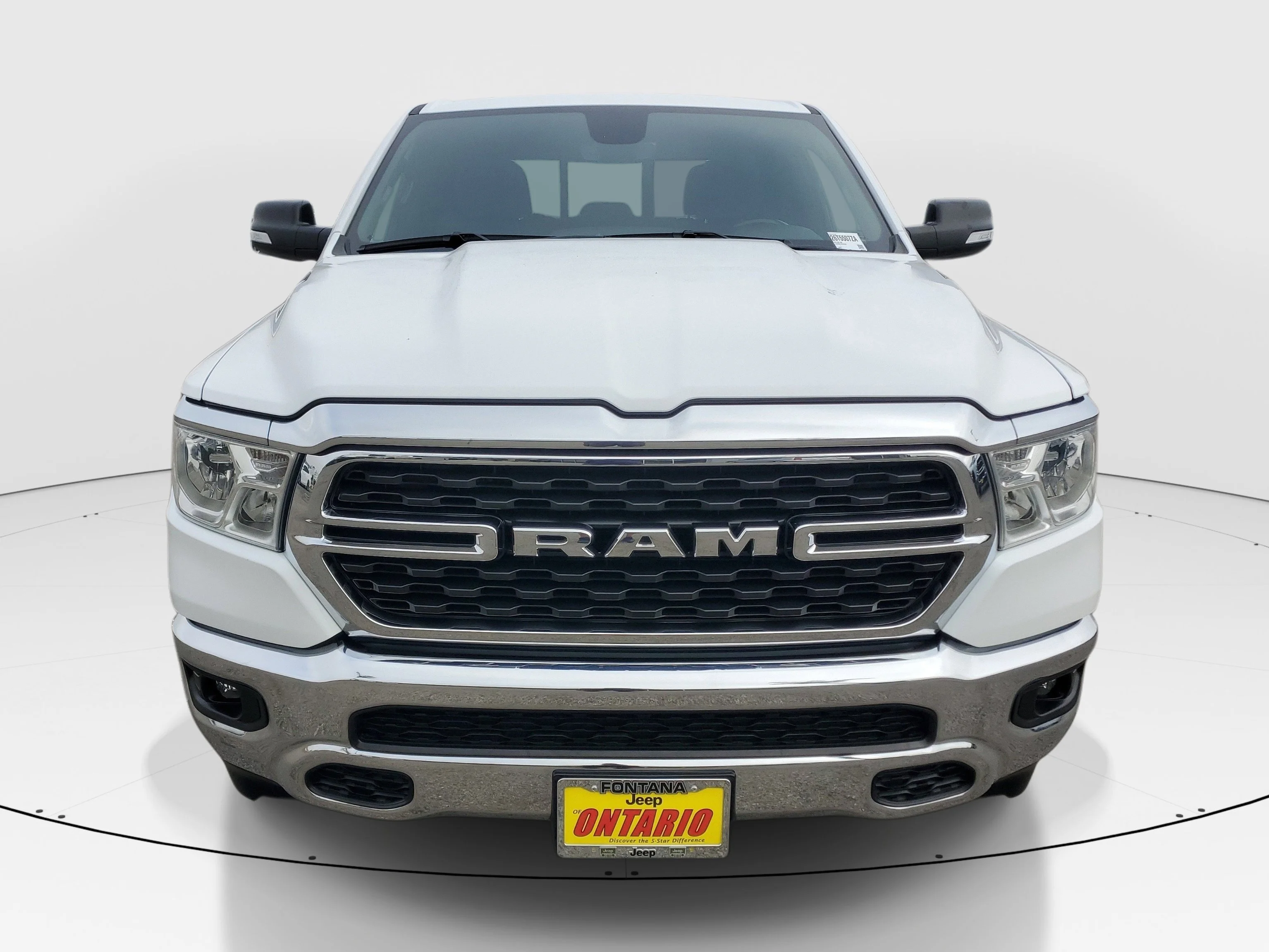 Certified Used 2022 White Ram Big Horn/Lone Star image 9