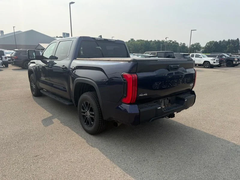 Used 2022  Toyota SR5 image 13