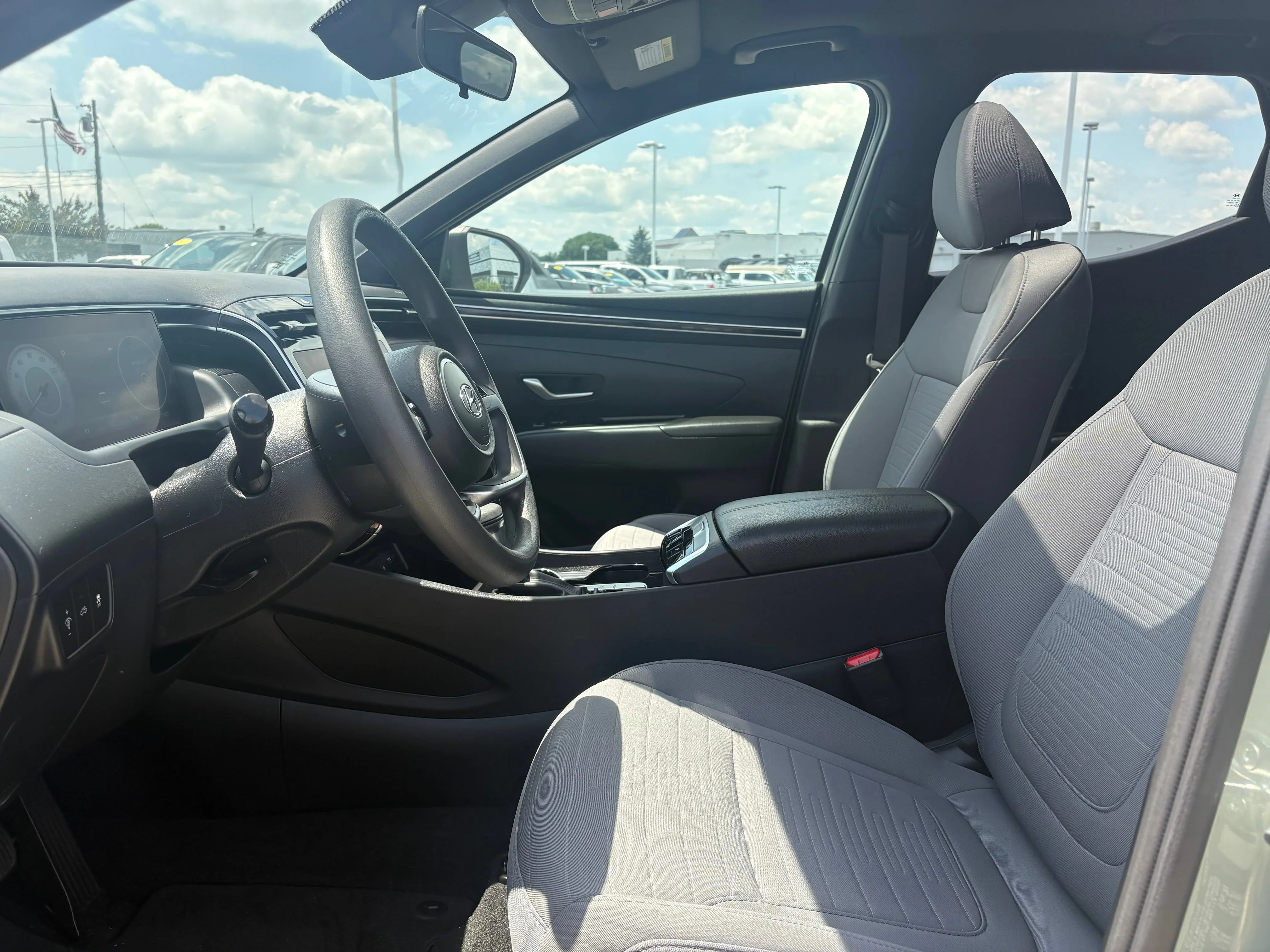 Used 2024 Gray Hyundai SEL image 14