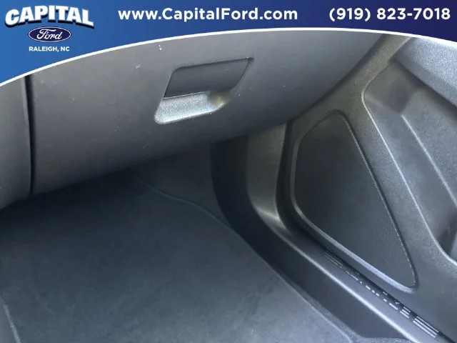 Used 2023 White Chevrolet LT image 27