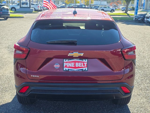 2024 Chevrolet Trax LS - Photo 15