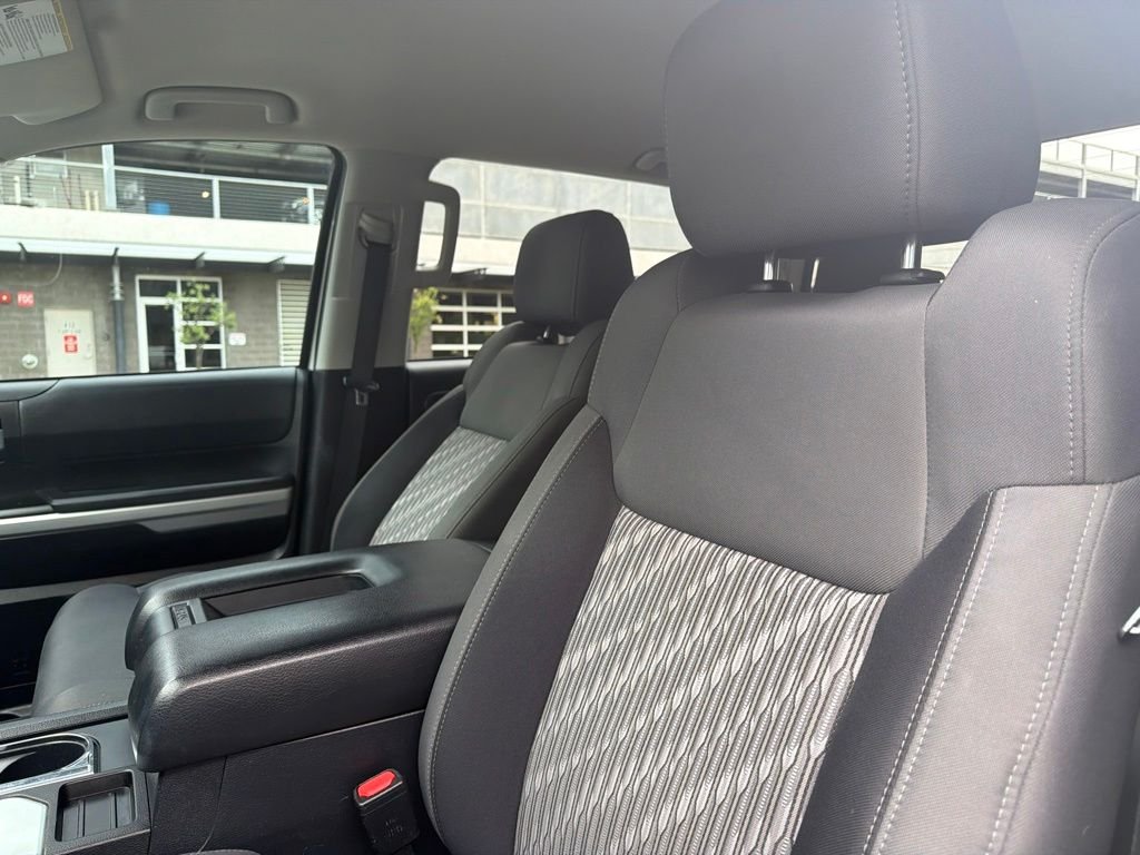 Used 2021 White Toyota SR5 image 14