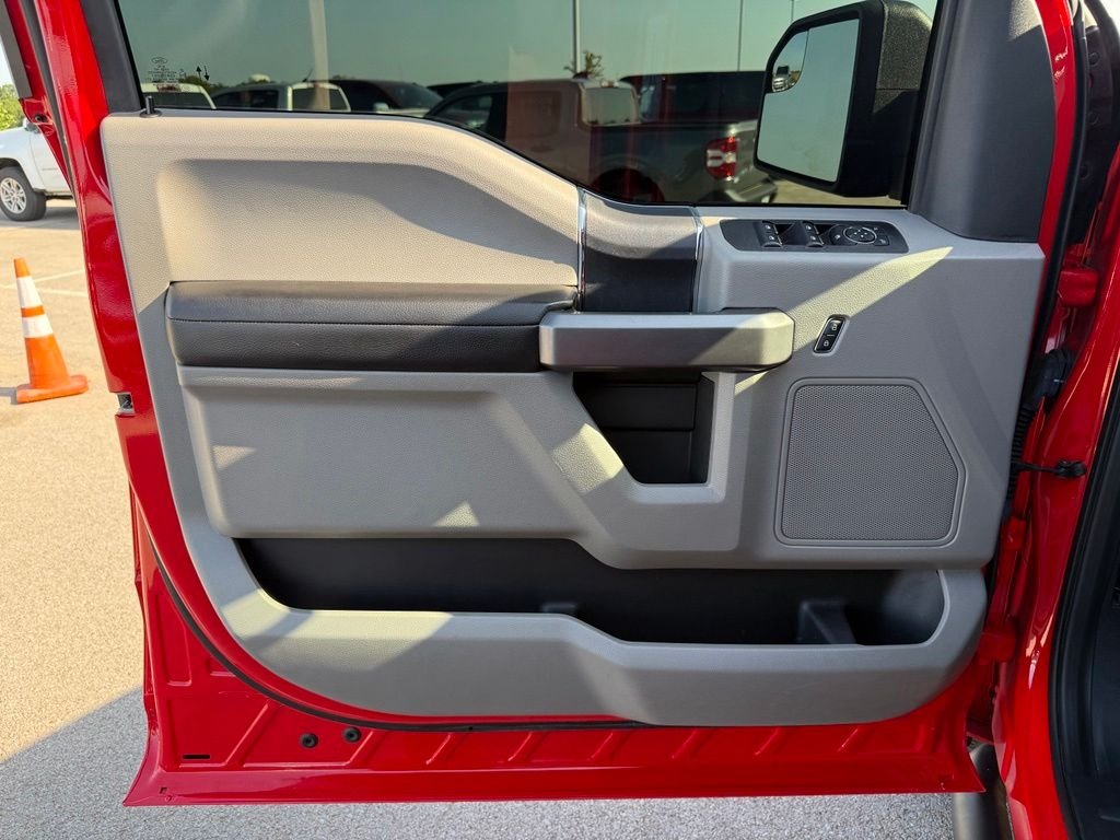Used 2020 Race Red Ford XLT image 8