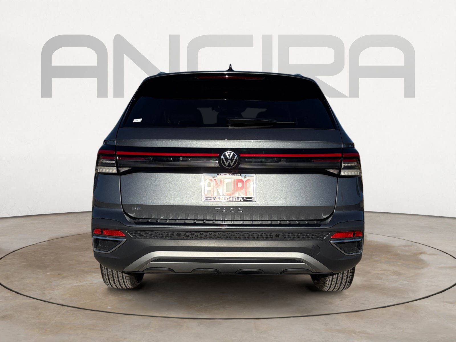 New 2026 Platinum Gray Metallic Volkswagen SE image 7