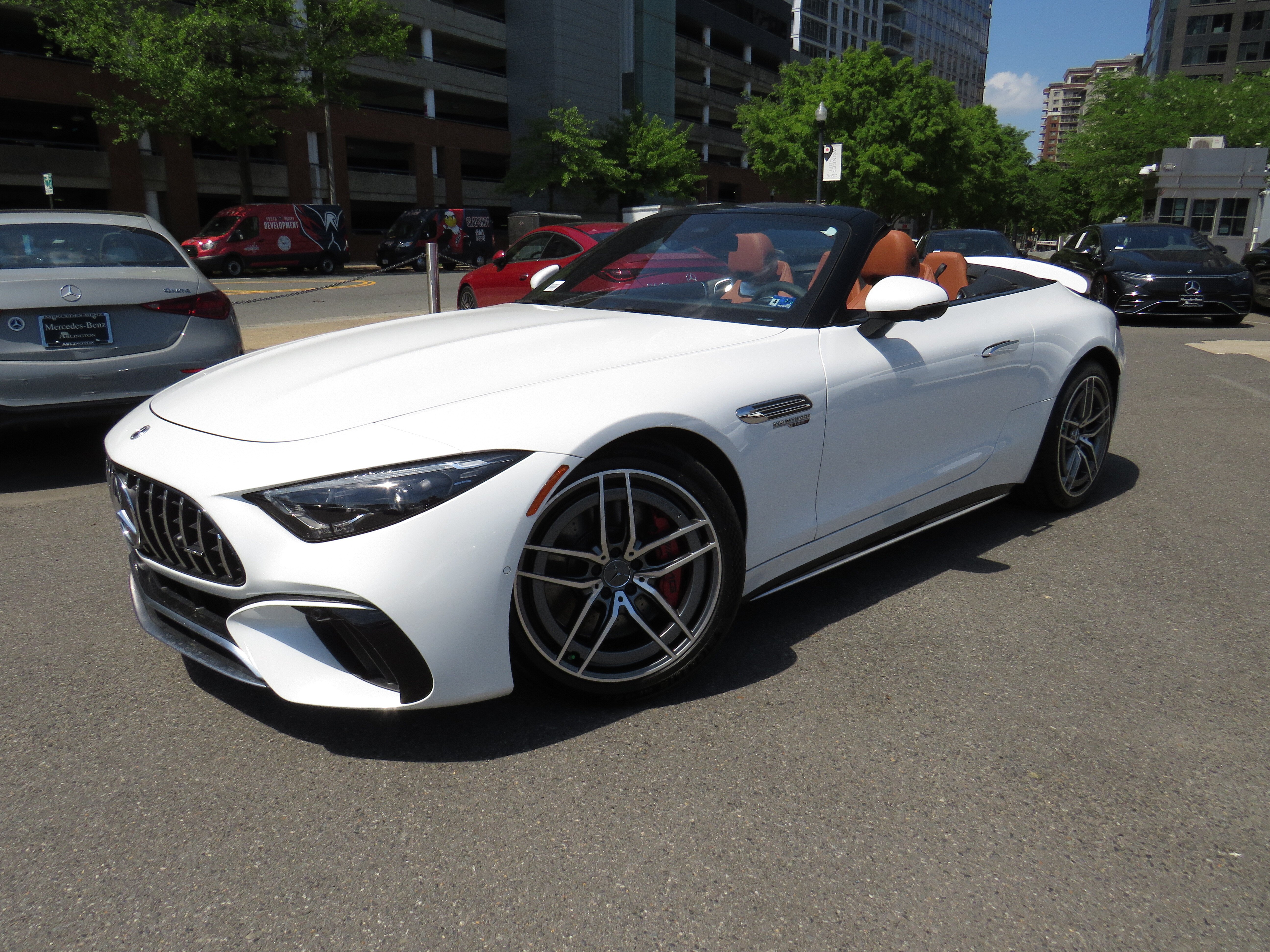 Certified Used 2022 MANUFAKTUR Moonlight White Metallic Mercedes-Benz AMG® SL 55 image 20