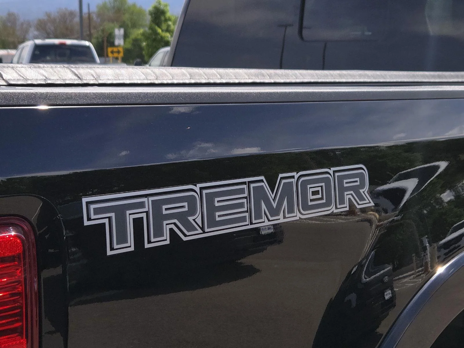 Used 2020 Agate Black Ford Lariat image 49