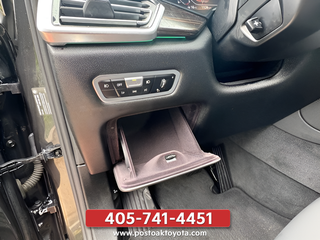 Used 2020 Gray BMW xDrive40i image 29