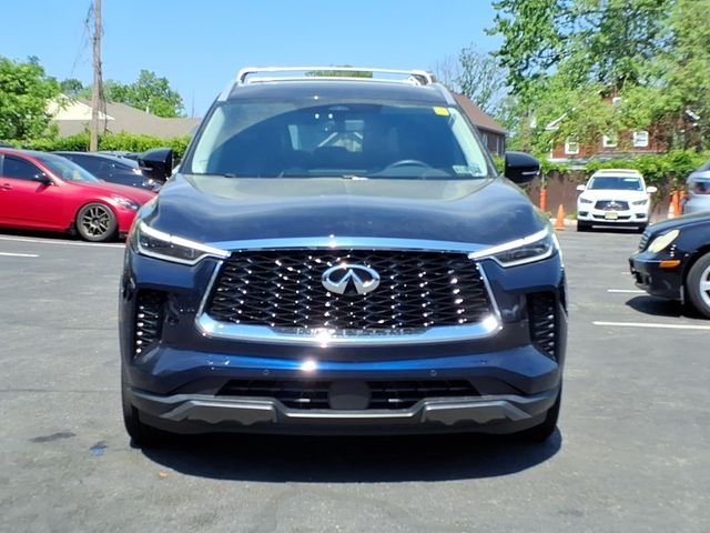 Used 2023 Blue INFINITI Sensory image 3