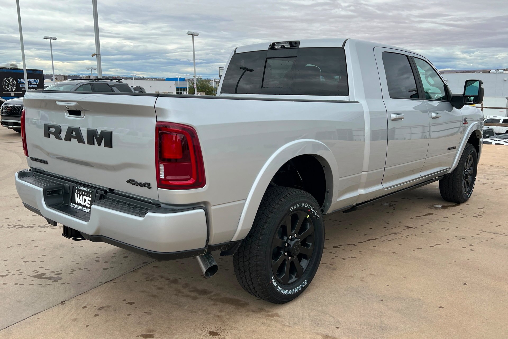 New 2027 Silver-Zynith Exterior Paint RAM Laramie image 6