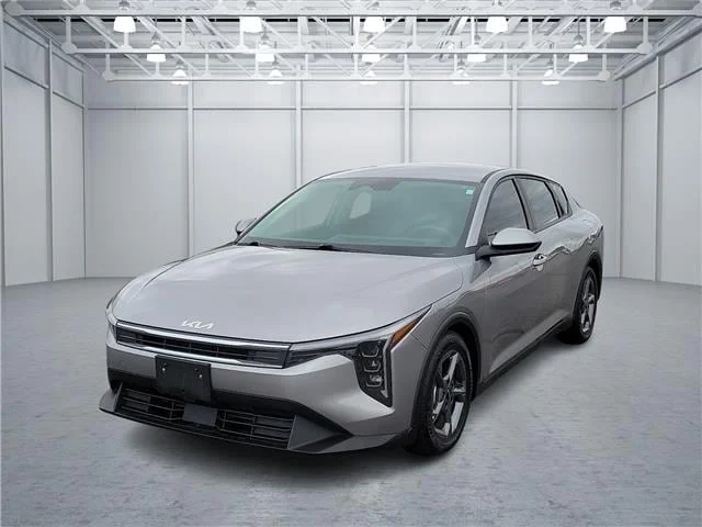 Used 2025 Steel Gray KIA LXS (IVT) image 1