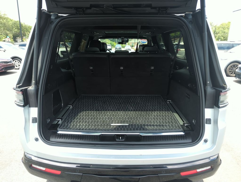 Used 2024 Silver Jeep Series II image 34