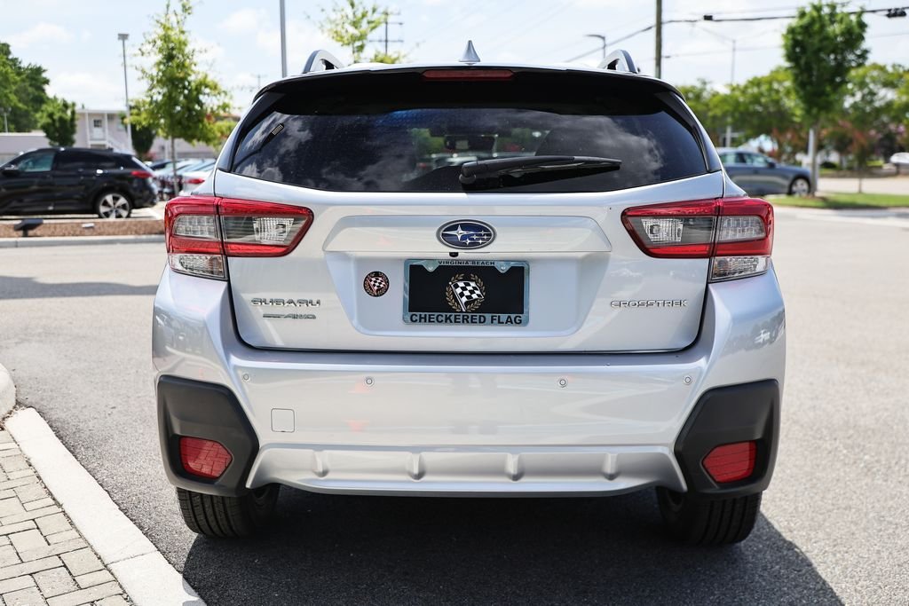 Used 2023 Ice Silver Metallic Subaru Limited image 10