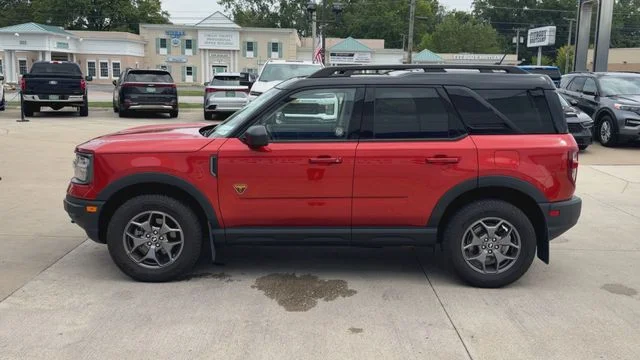 Used 2023 Red Ford Badlands image 6