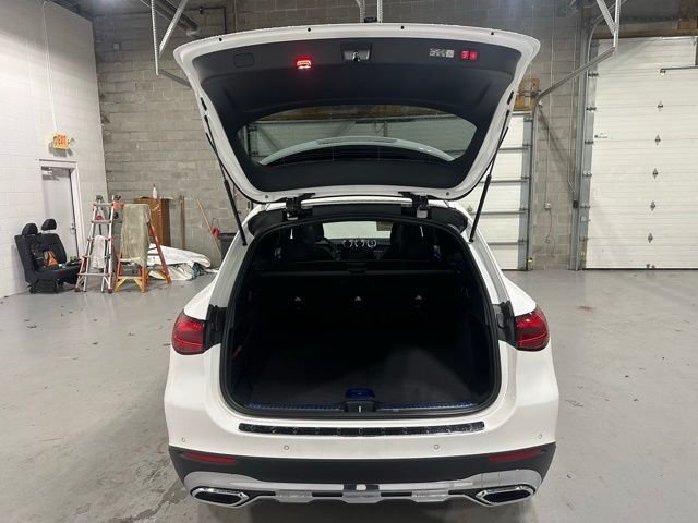 New 2026  Mercedes-Benz GLC 300 image 15