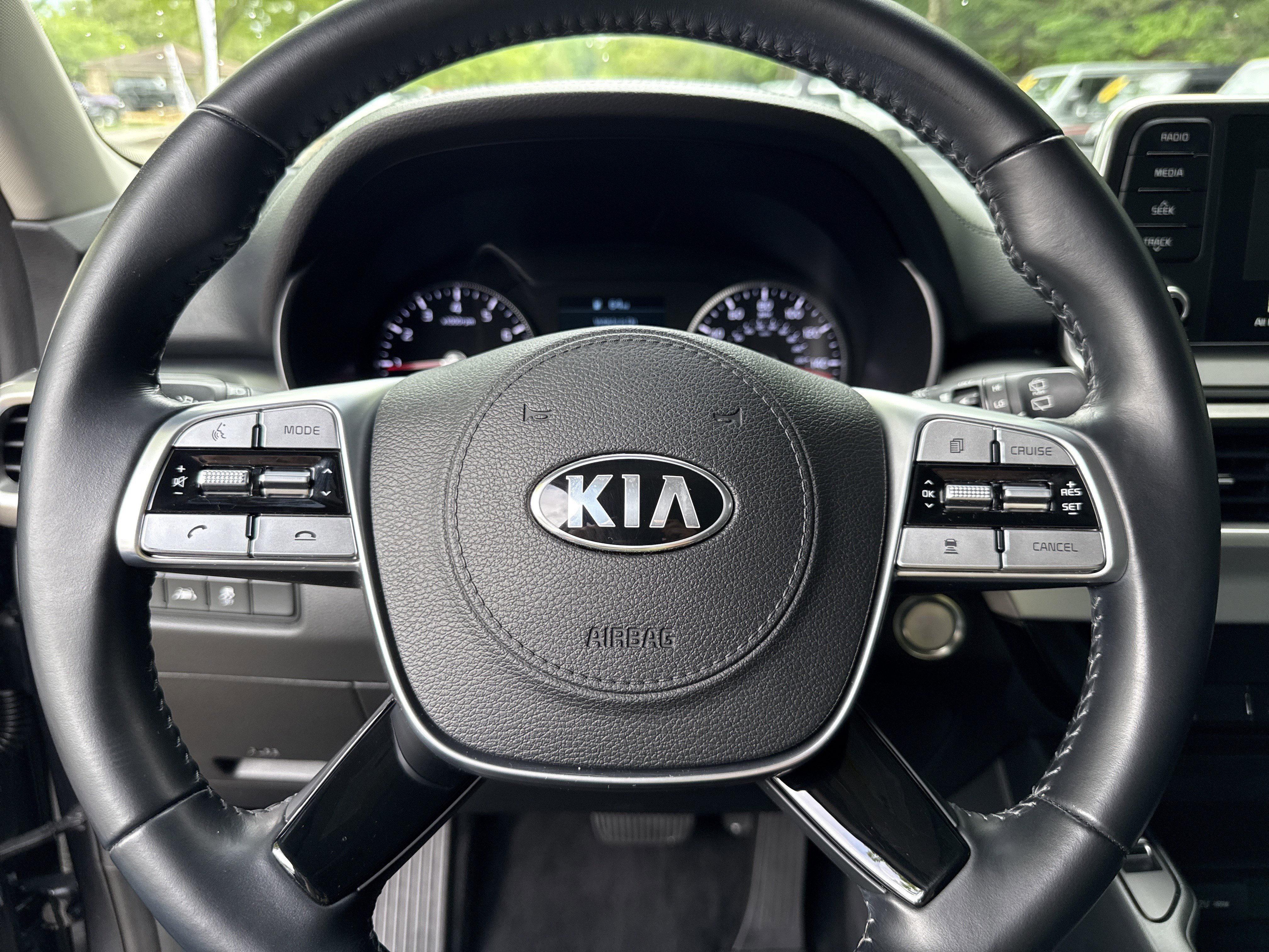 Used 2021 Gravity Grey Kia S image 23