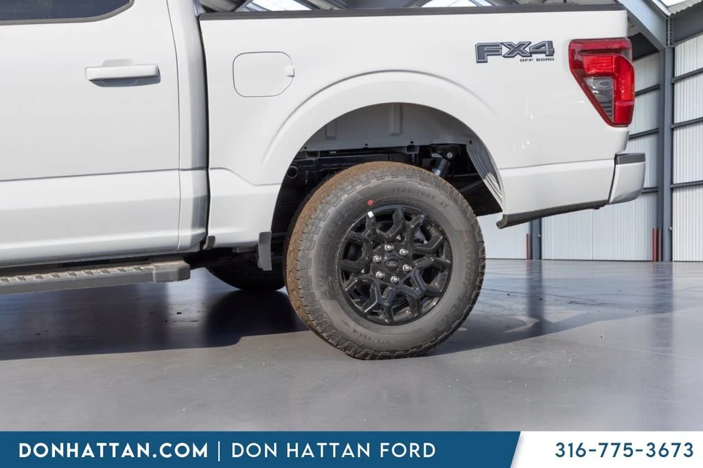 New 2026 Avalanche Ford XLT image 31