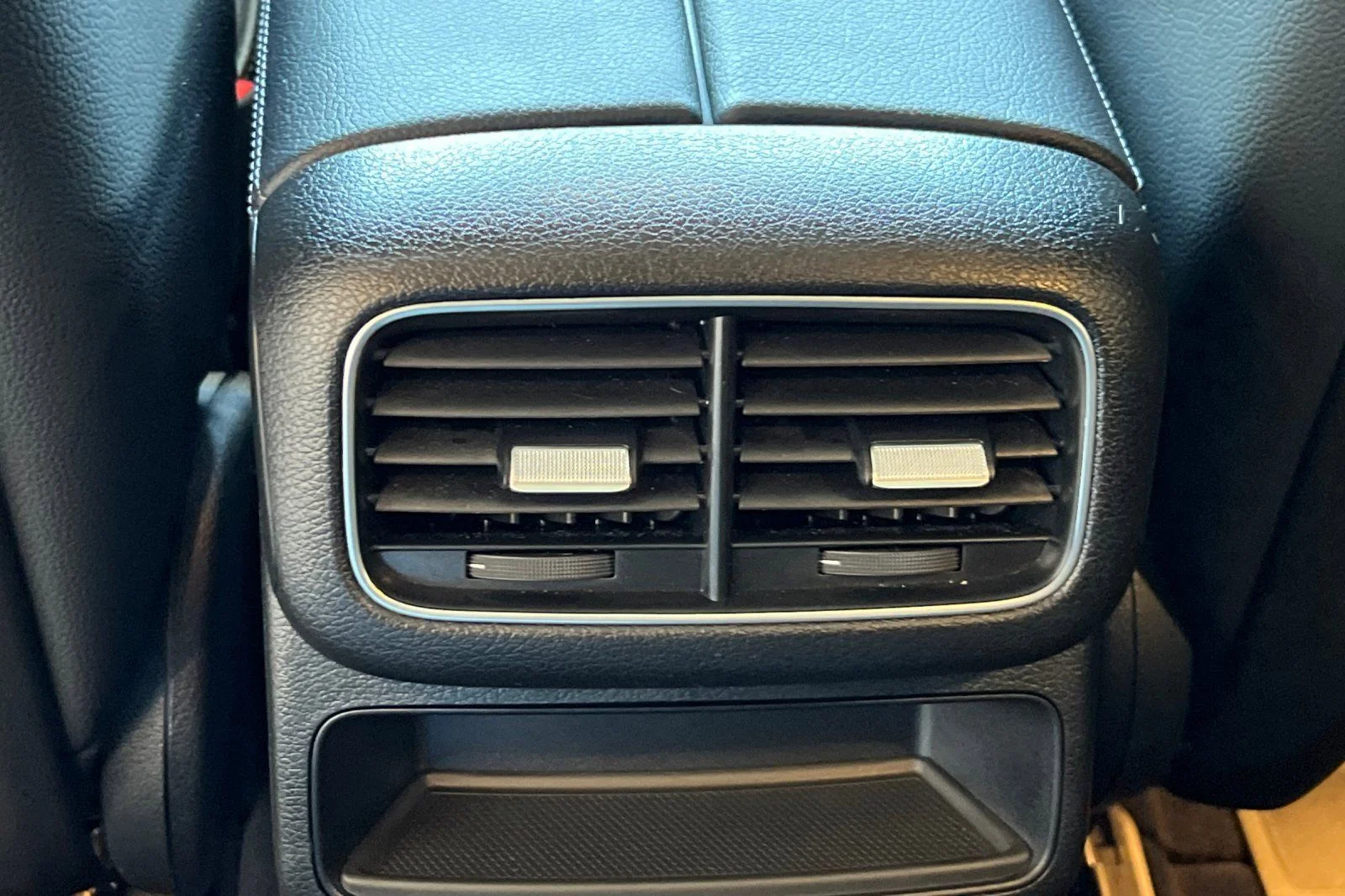 Used 2025 Gray Mercedes-Benz GLE 350 image 17