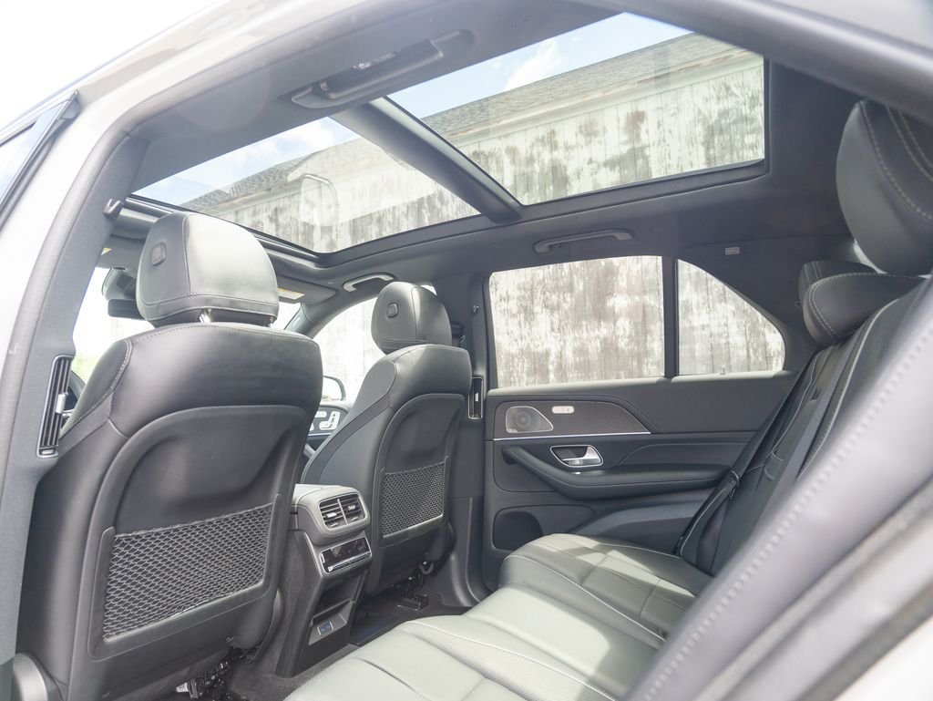 Used 2024 Gray Mercedes-Benz GLE 450 image 35